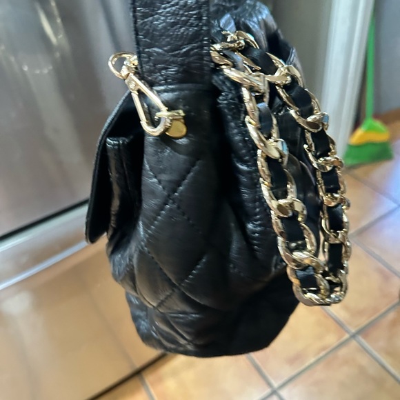 Chanel Vintage 24k hardware Beauty♥️ - Picture 5 of 10